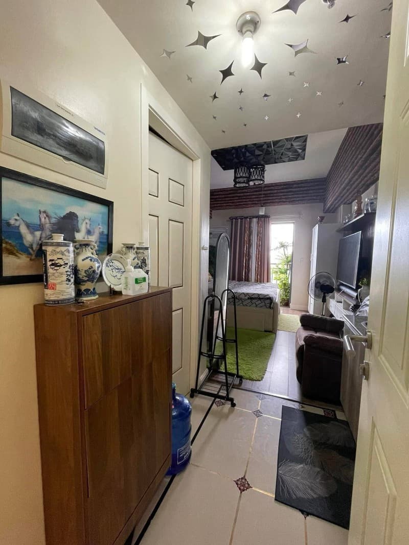 GRAND RESIDENCES STUDIO WITH BALCONY FOR RENT - 6