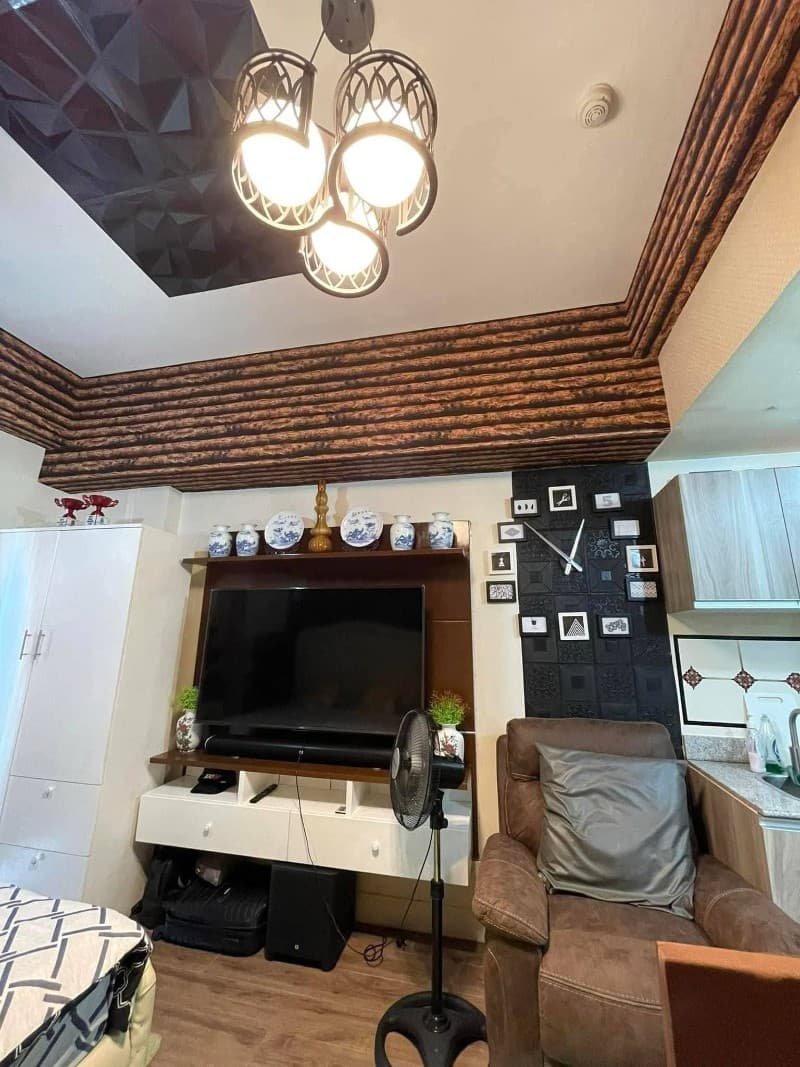 GRAND RESIDENCES STUDIO WITH BALCONY FOR RENT