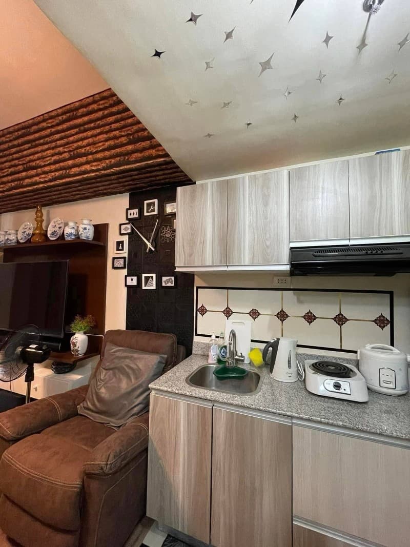 GRAND RESIDENCES STUDIO WITH BALCONY FOR RENT - 3