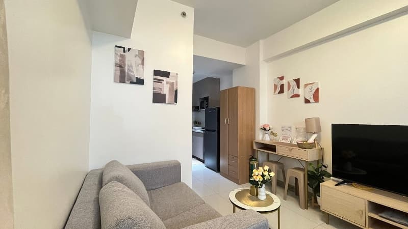Studio Fully Furnished Condo for Rent at ARC Towers, Cebu City - 3