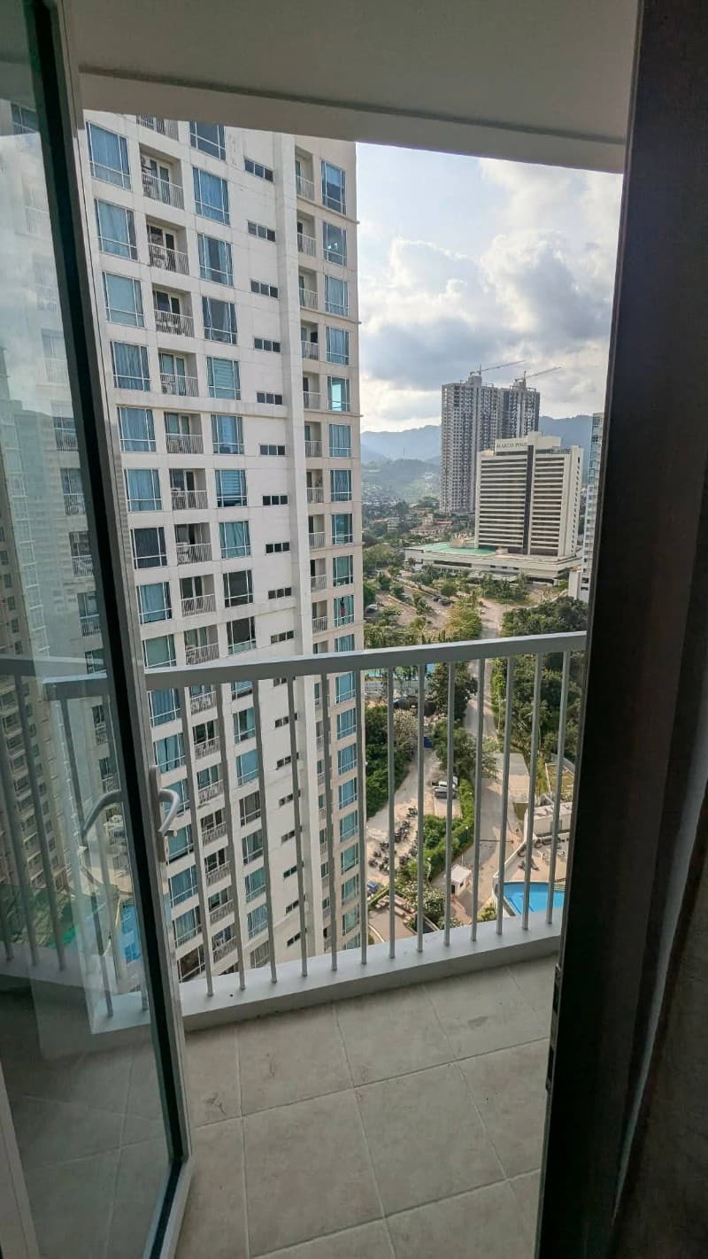1 Bedroom Condo for Rent - 3