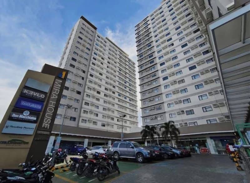 1 BEDROOM CASAMIRA LABANGON CONDO FOR RENT - 13