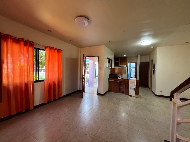 HOUSE FOR RENT WITH GARDEN  - 13