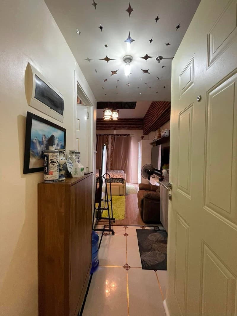 GRAND RESIDENCES STUDIO WITH BALCONY FOR RENT - 2