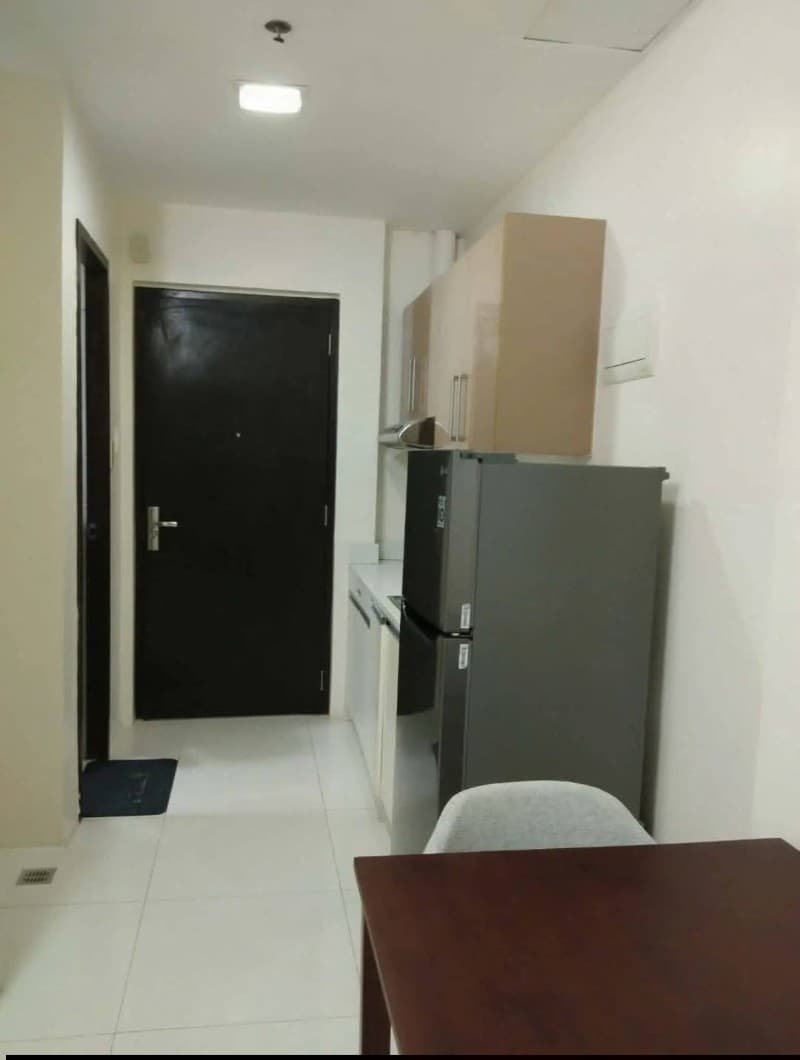 Bamboo Bay Studio With Balcony For Rent - 10